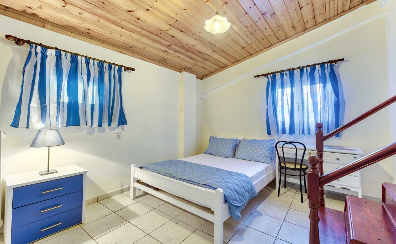 Ina Apartment Каламакион Экстерьер фото